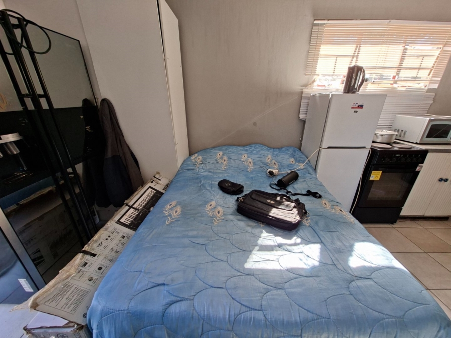 6 Bedroom Property for Sale in Park West Free State